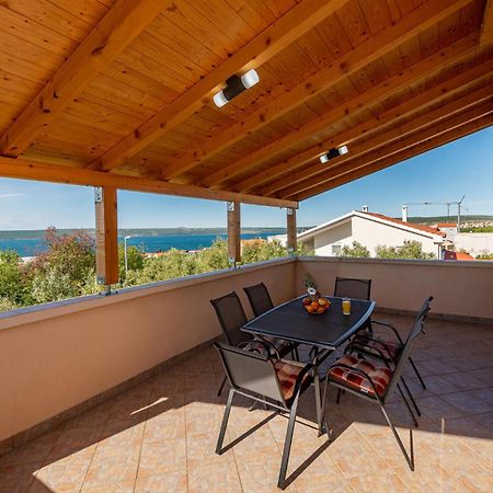 Beautiful Apartment In Maslenica With Kitchen Екстер'єр фото