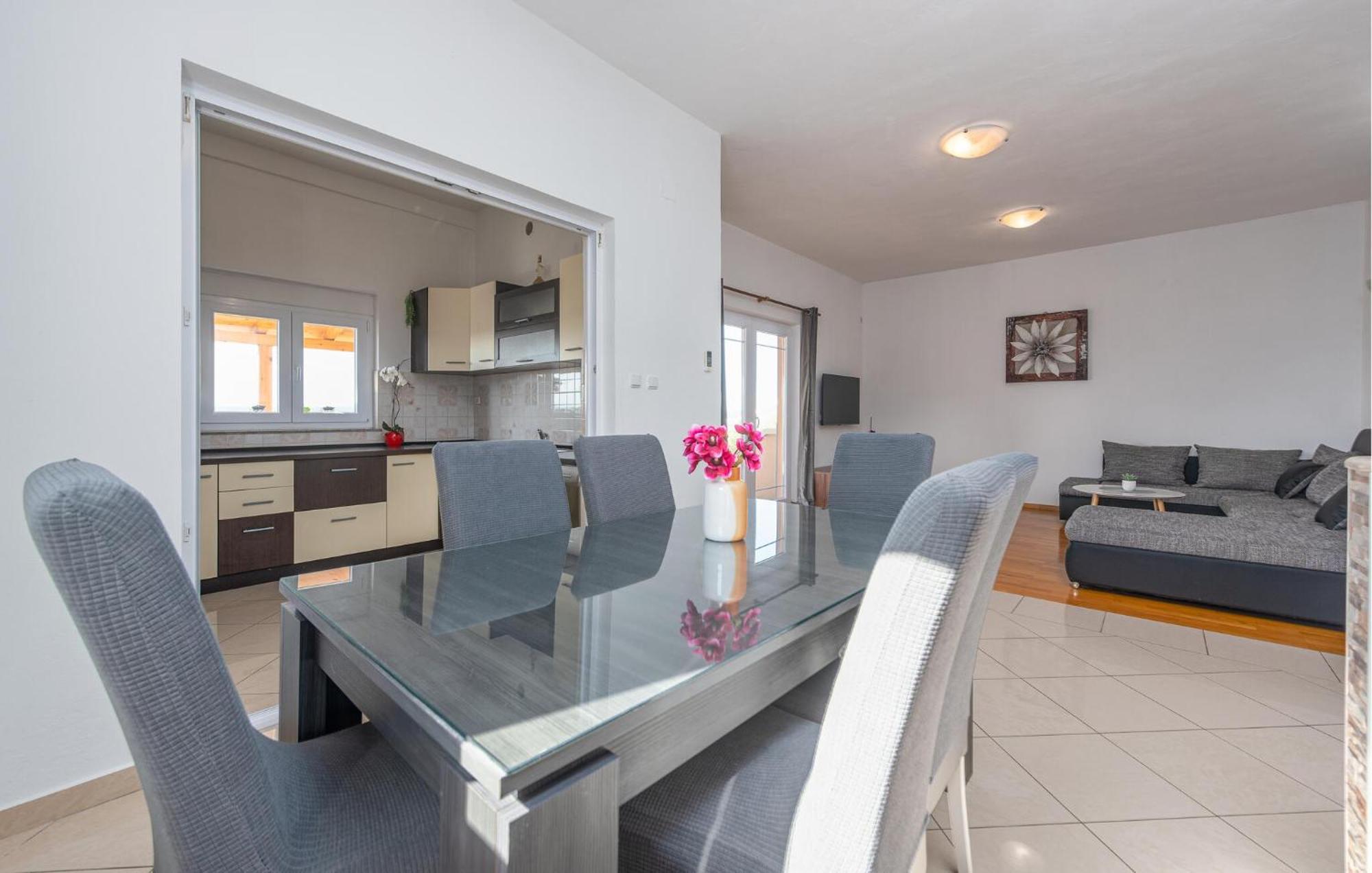Beautiful Apartment In Maslenica With Kitchen Екстер'єр фото